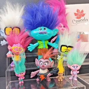 9x Troll Display Or Toys. Various Troll Figures For Desk Or Mantle Display CN